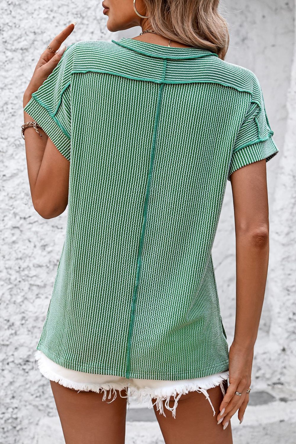 Casual Striped T-Shirt with Ribbed Design | Comfortable Fit for Everyday Wear 5