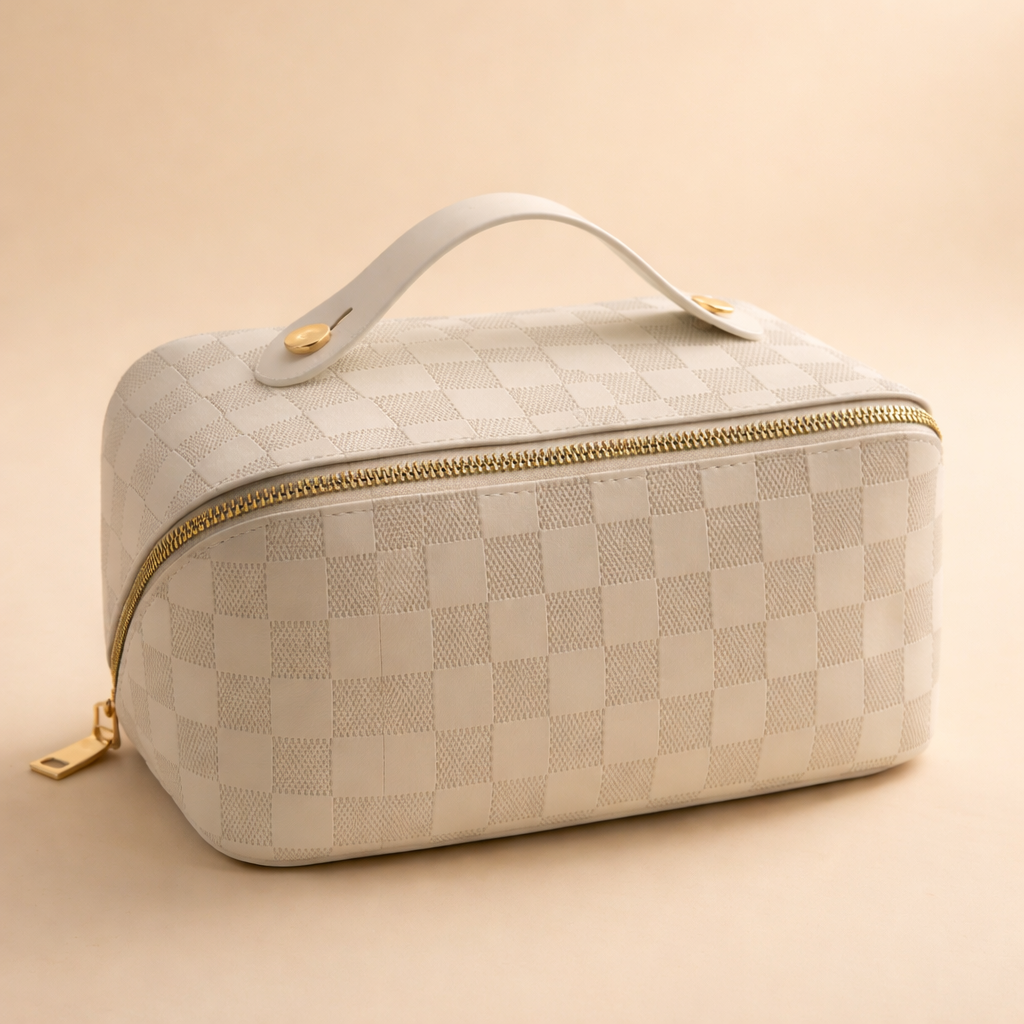 Chic Checkered Makeup Bag Organizer for Travel and Daily Use 0