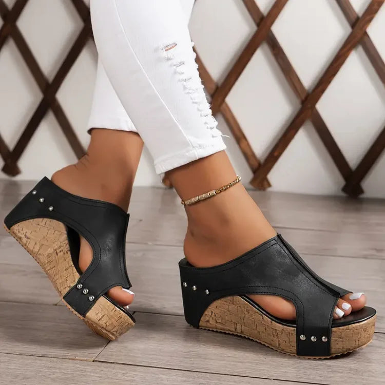 Comfort Step | Women's Sandals with Cushioned Footbed | Stylish Support for All-Day Comfort 2