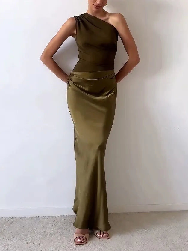 Elegant Collection | Plus Size Maxi Dress with Asymmetric Neckline | Flattering Long Dress for Stunning Silhouette
