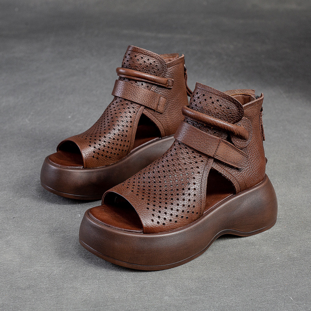 Elegant Comfort | Women's Sandals with Ergonomic Footbed | Stylish Support for All-Day Wear 0