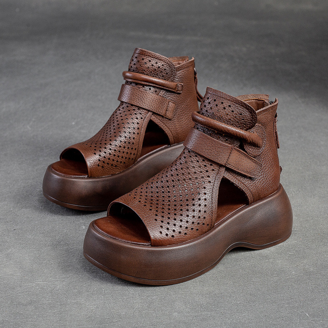Elegant Comfort | Women's Sandals with Ergonomic Footbed | Stylish Support for All-Day Wear 0