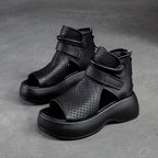 Elegant Comfort | Women's Sandals with Ergonomic Footbed | Stylish Support for All-Day Wear 1