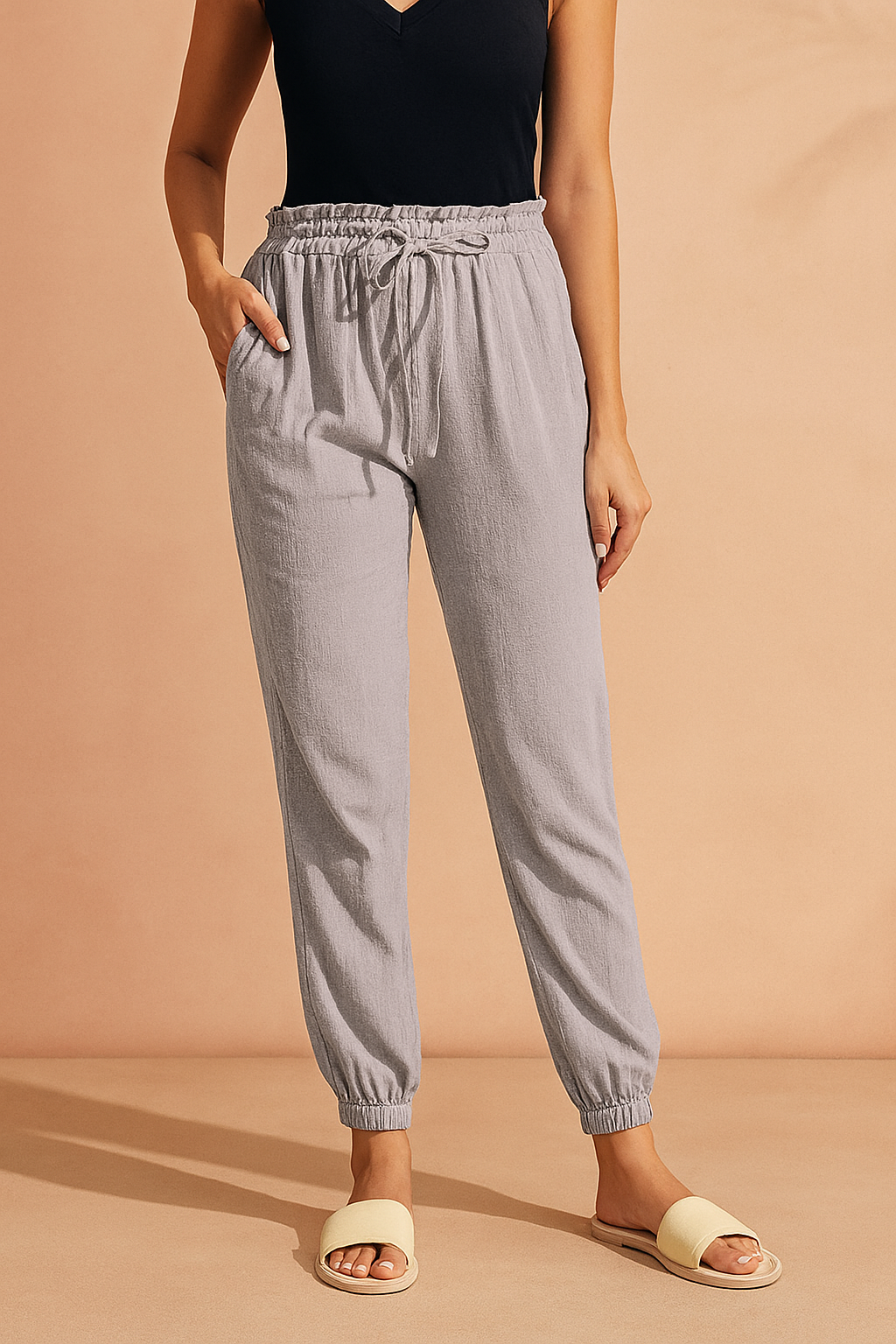 Erika | Relaxed Fit Joggers for Women with Elastic Waistband and Side Pockets 1