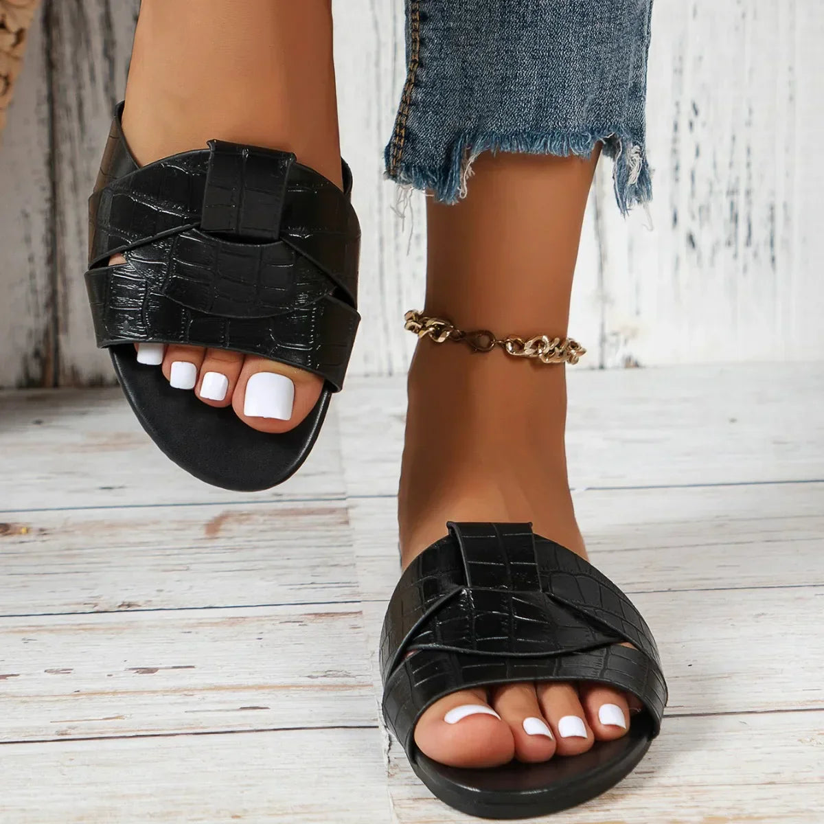 Harper Luxe | Women's Slides with Plush Cushioning for Everyday Comfort 2