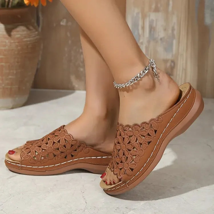 Isla Collection | Women's Sandals with Cushioned Insole | Floral Design for All-Day Comfort 1