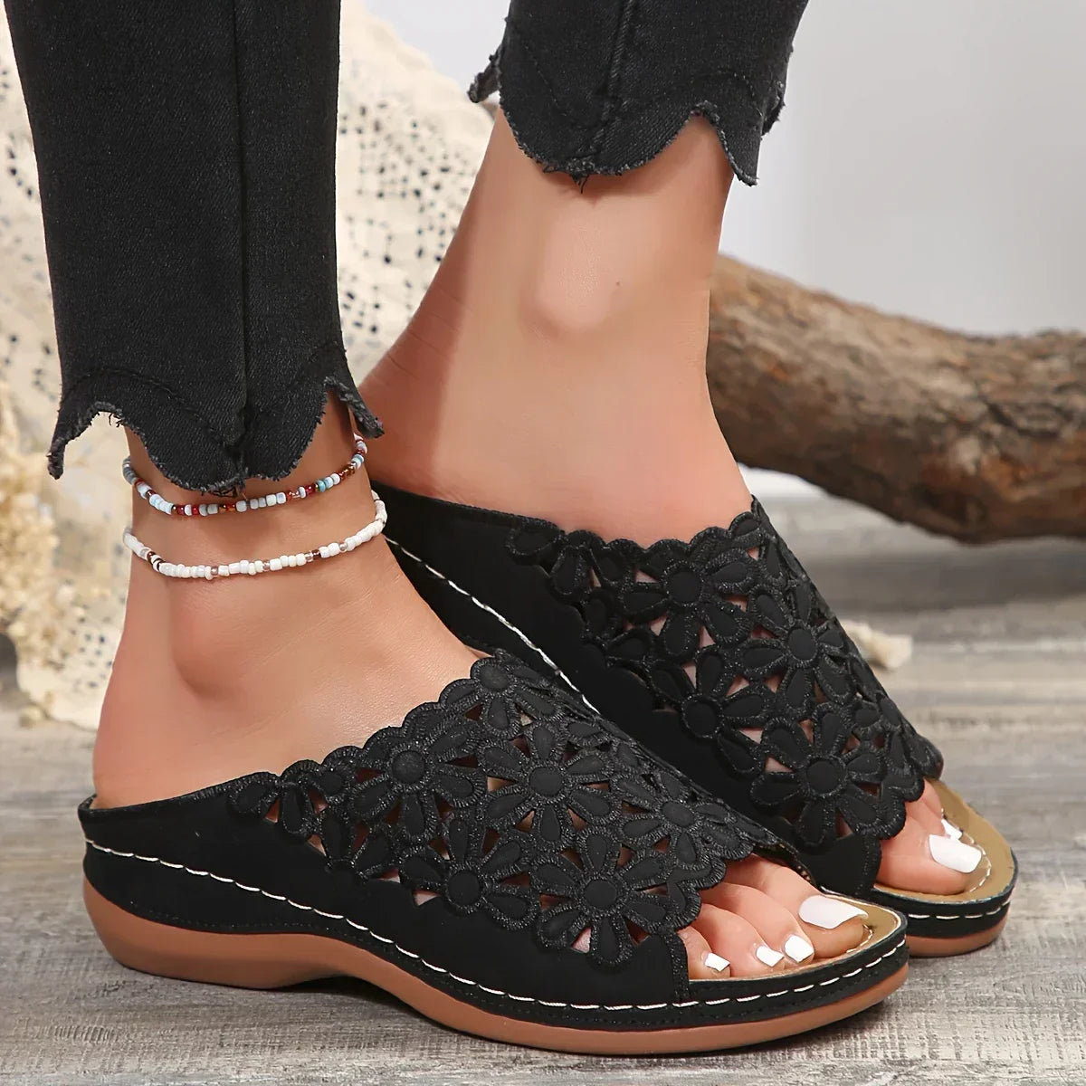 Isla Collection | Women's Sandals with Cushioned Insole | Floral Design for All-Day Comfort 4
